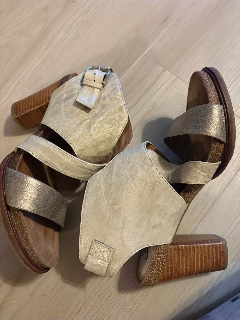 Sofft Women's Christine heels, size 10. Excellent condition.